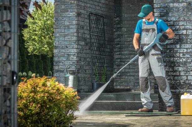 Best Animal Enclosure Cleaning  in Mbria, CA